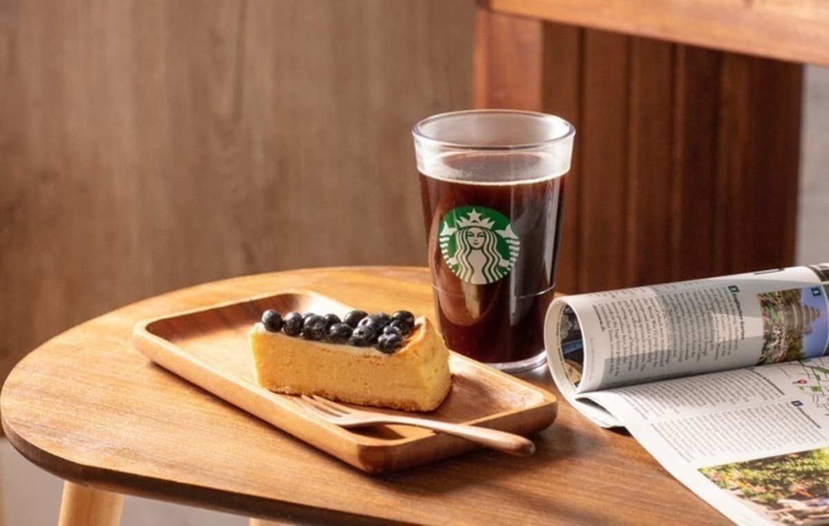 Starbucks HK 25 HKD